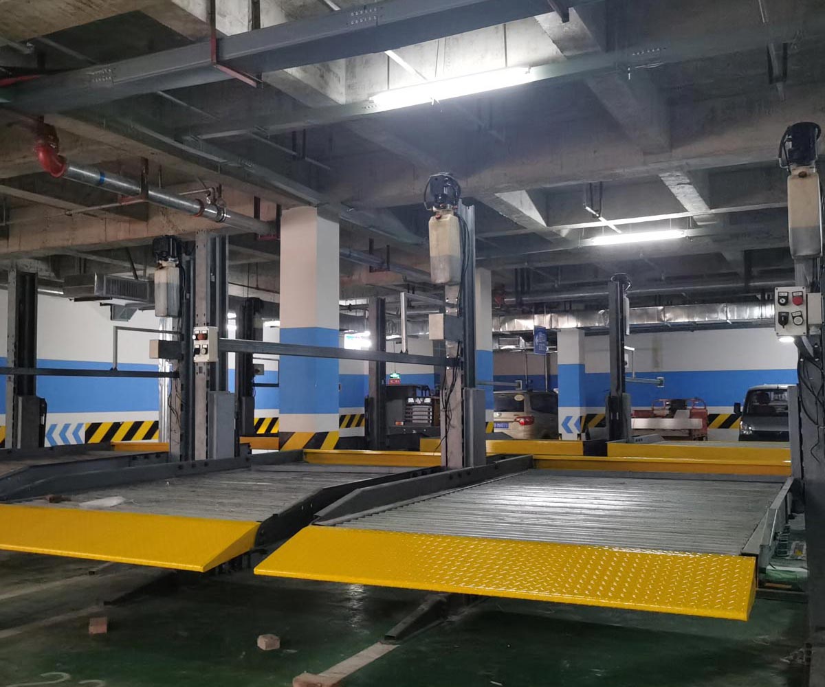 甘肅省三層升降橫移機(jī)械立體車(chē)庫(kù)過(guò)驗(yàn)收